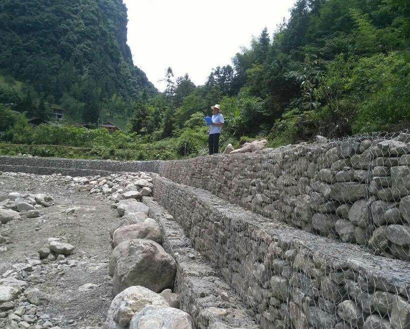 淺述防洪護坡護岸格賓石籠施工方法